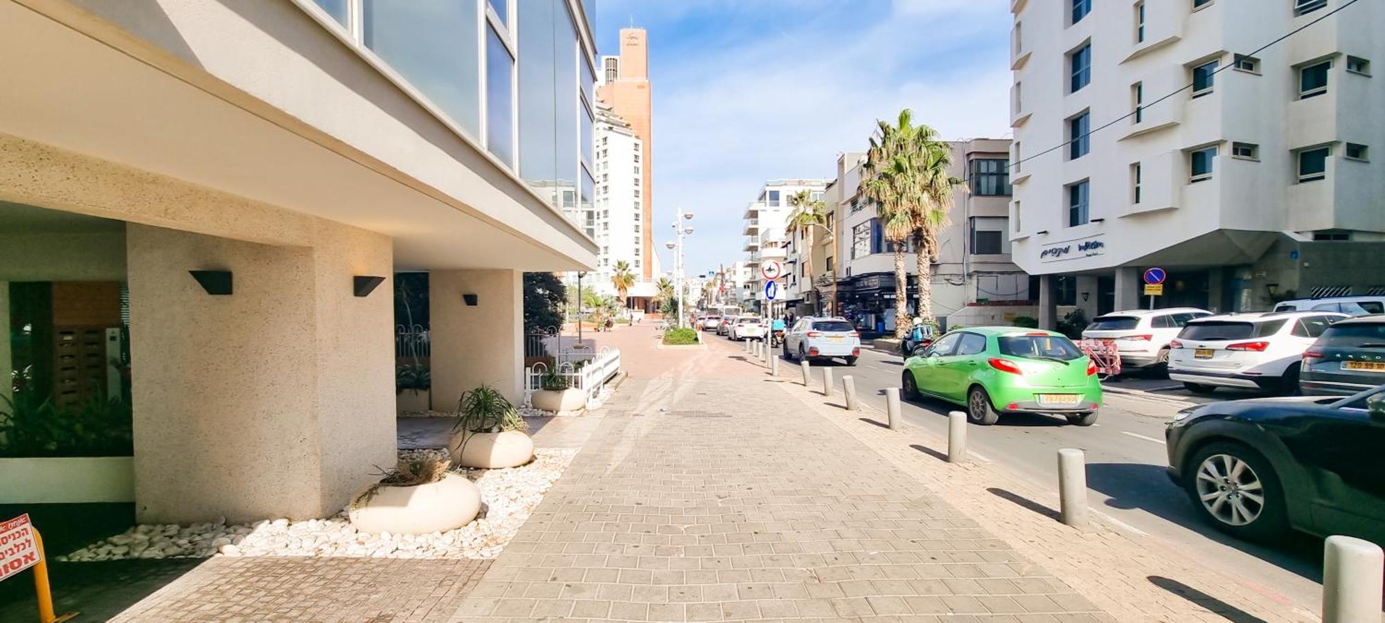 Bnbisrael - Hayarkon Emeraude * Tel-Aviv